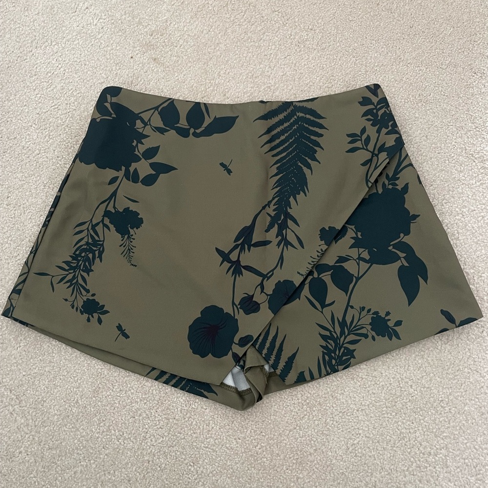 Green Patterned Skort